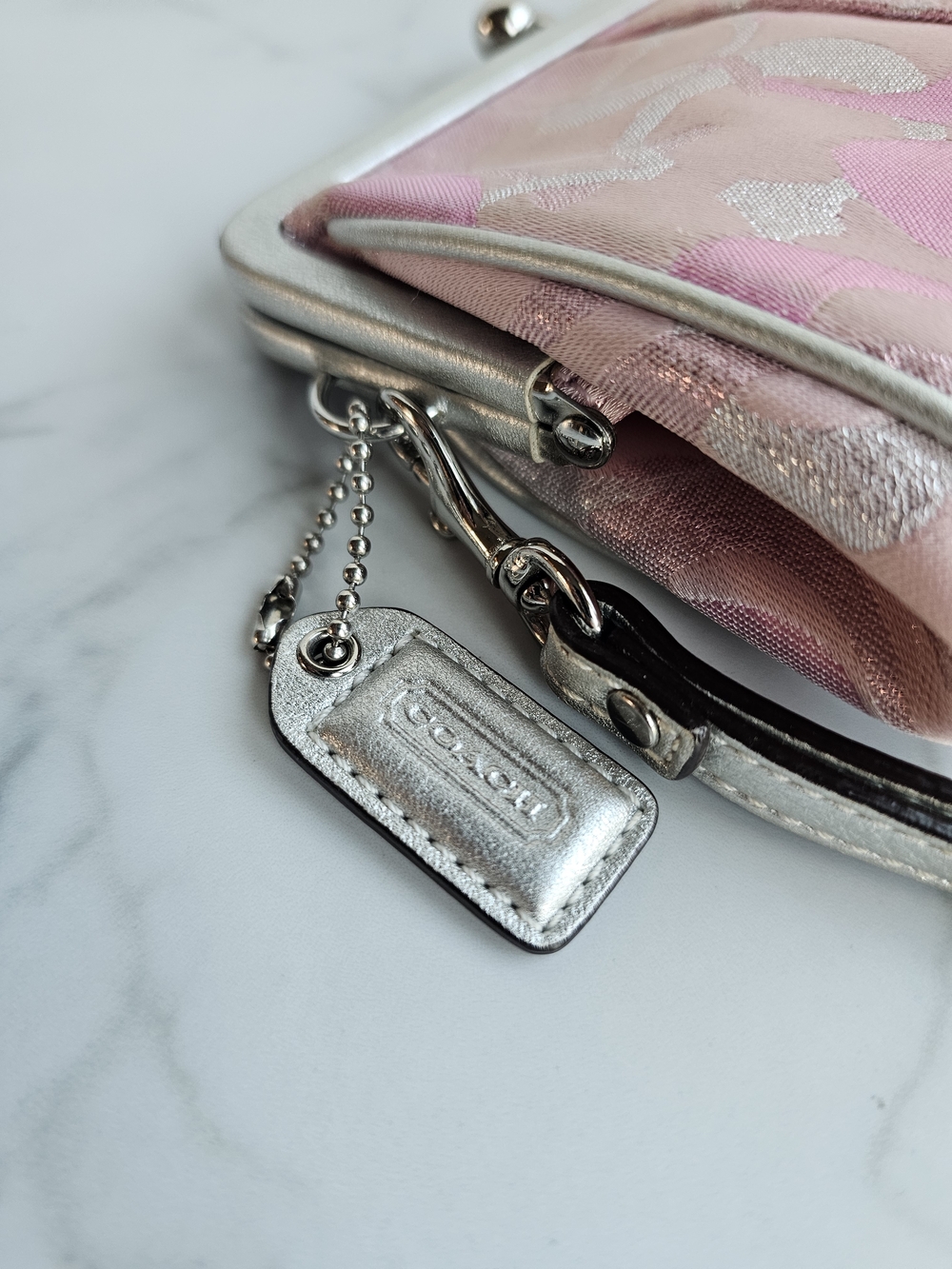 Pink Kisslock Wristlet and Card Wallet - Picture 5 of 12